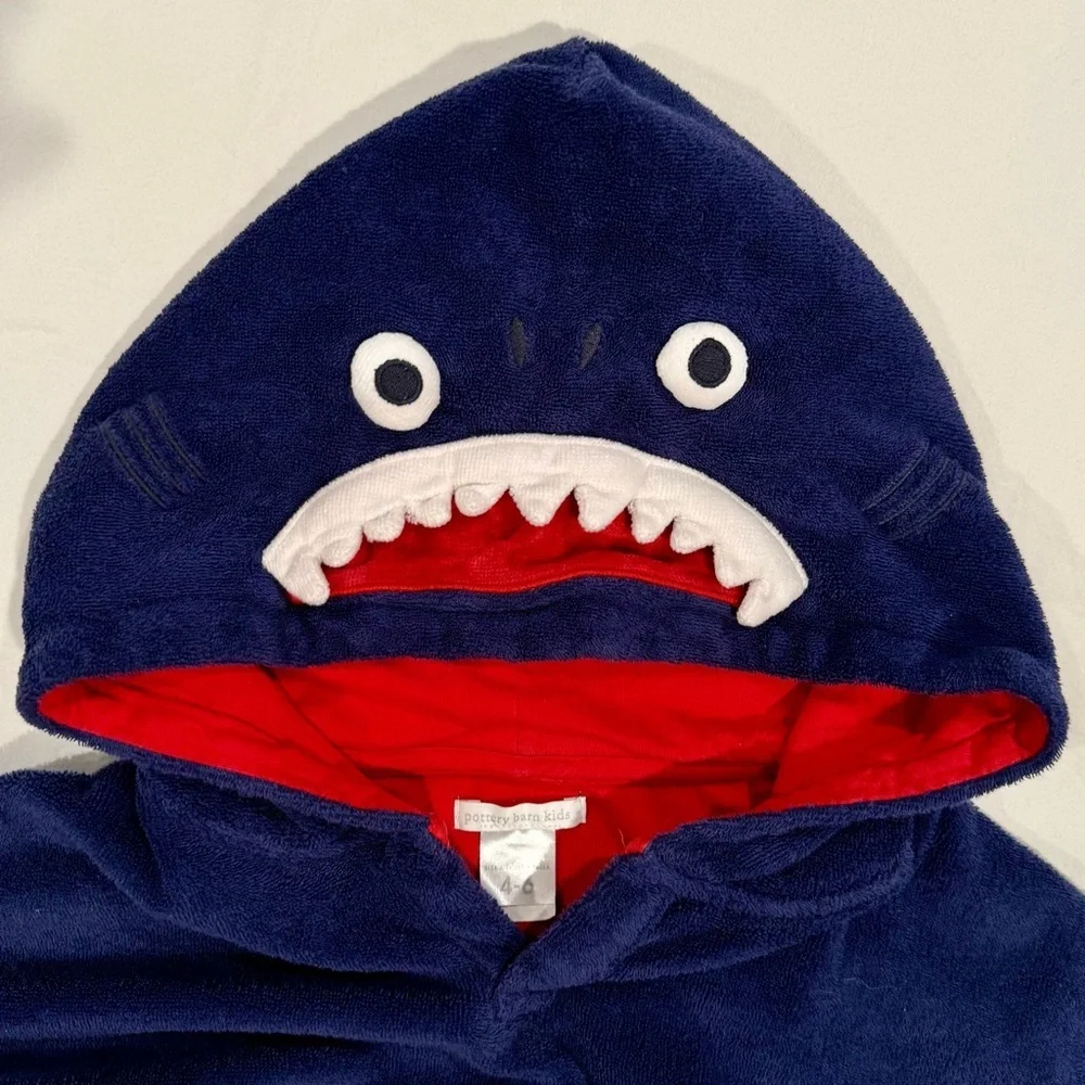 Pottery Barn Kids Swim Cover Up Boys 4-6 Girls Shark Toweling Throw Hooded Beach